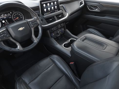 Used 2021 Chevrolet Suburban High Country image 14