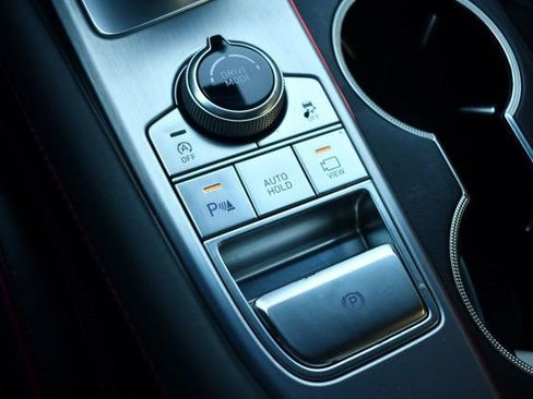 Used 2019 Genesis G70 2.0T Advanced w/ Sport Package image 41