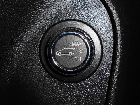 Used 2022 Buick Encore GX Select w/ Sport Touring Package image 11