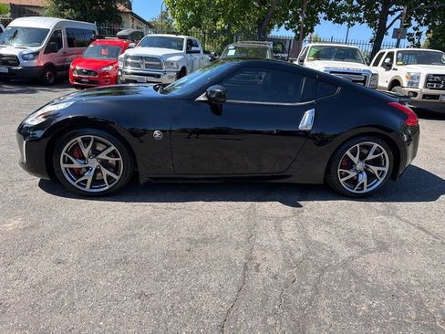 Used 2013 Nissan 370Z Touring w/ Sport Pkg RWD image 13