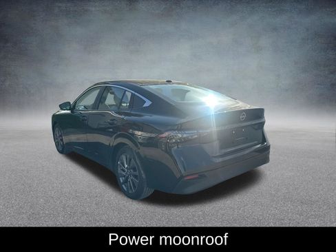 Used 2026 Nissan Sentra SL w/ Floor Mat Package FWD image 7