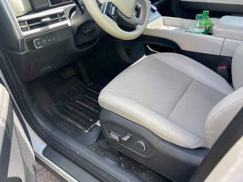 Used 2024 Hyundai Santa Fe SEL AWD/4WD image 7