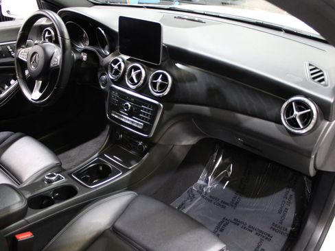 Used 2019 Mercedes-Benz CLA 250 image 20