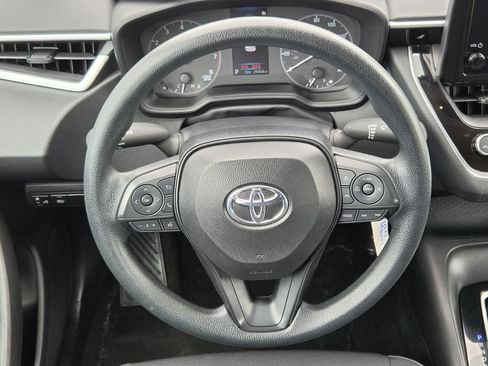 Used 2025 Toyota Corolla LE FWD image 15