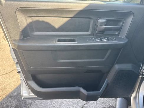 Used 2018 RAM 1500 Express w/ Express Value Package AWD/4WD image 13