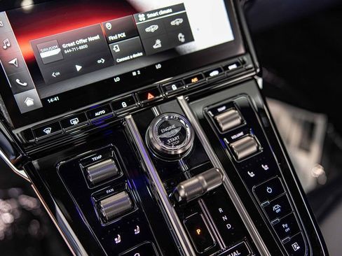 New 2026 Aston Martin V8 Vantage Coupe image 26