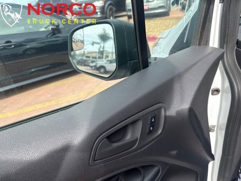 Used 2015 Ford Transit Connect XL image 16