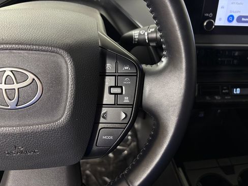Used 2023 Toyota Prius LE FWD image 24