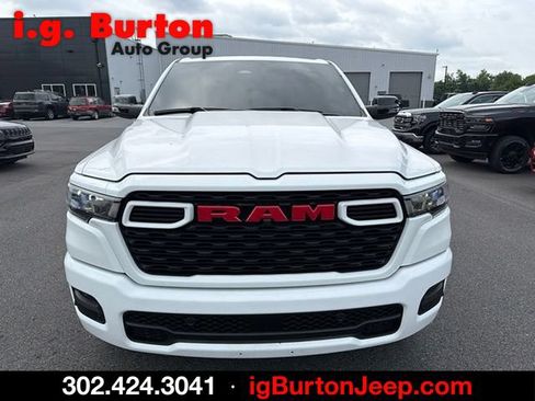 Used 2025 RAM 1500 Big Horn AWD/4WD image 7