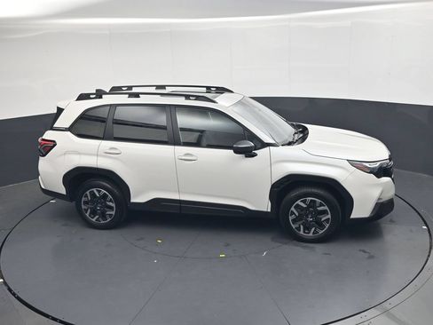 Used 2025 Subaru Forester Premium AWD/4WD image 35