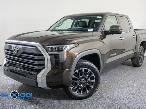 Used 2024 Toyota Tundra Limited AWD/4WD image 3