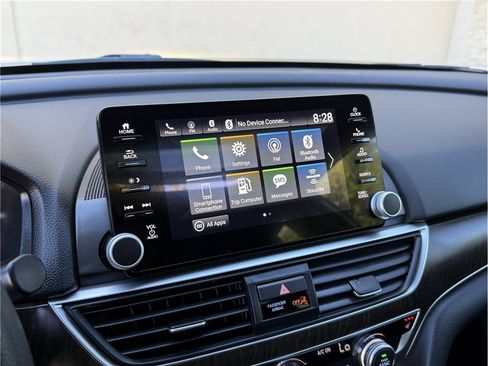 Used 2019 Honda Accord EX image 19