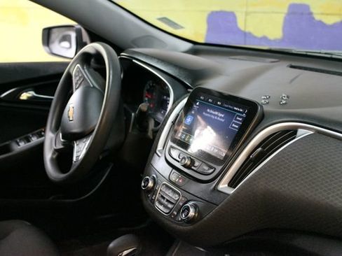 Used 2023 Chevrolet Malibu LT w/ Driver Confidence Package FWD image 10