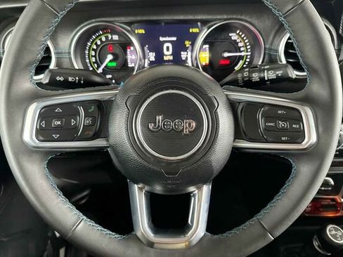 Used 2023 Jeep Wrangler Unlimited Rubicon 4xe AWD/4WD image 21