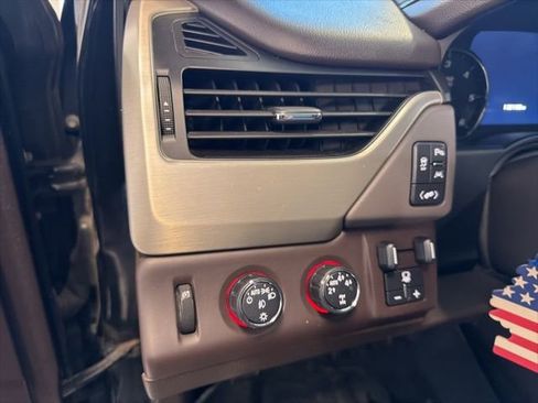 Used 2016 GMC Yukon Denali AWD/4WD image 22