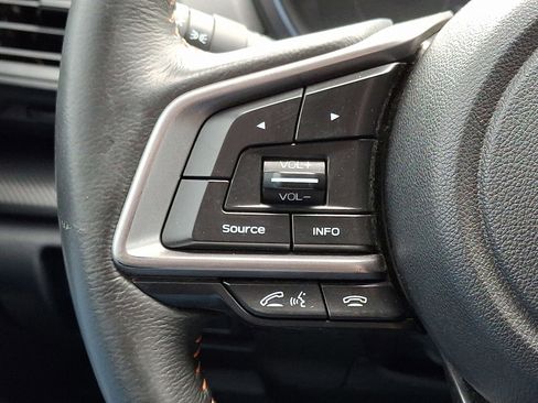 Used 2018 Subaru Crosstrek 2.0i Premium AWD/4WD image 21