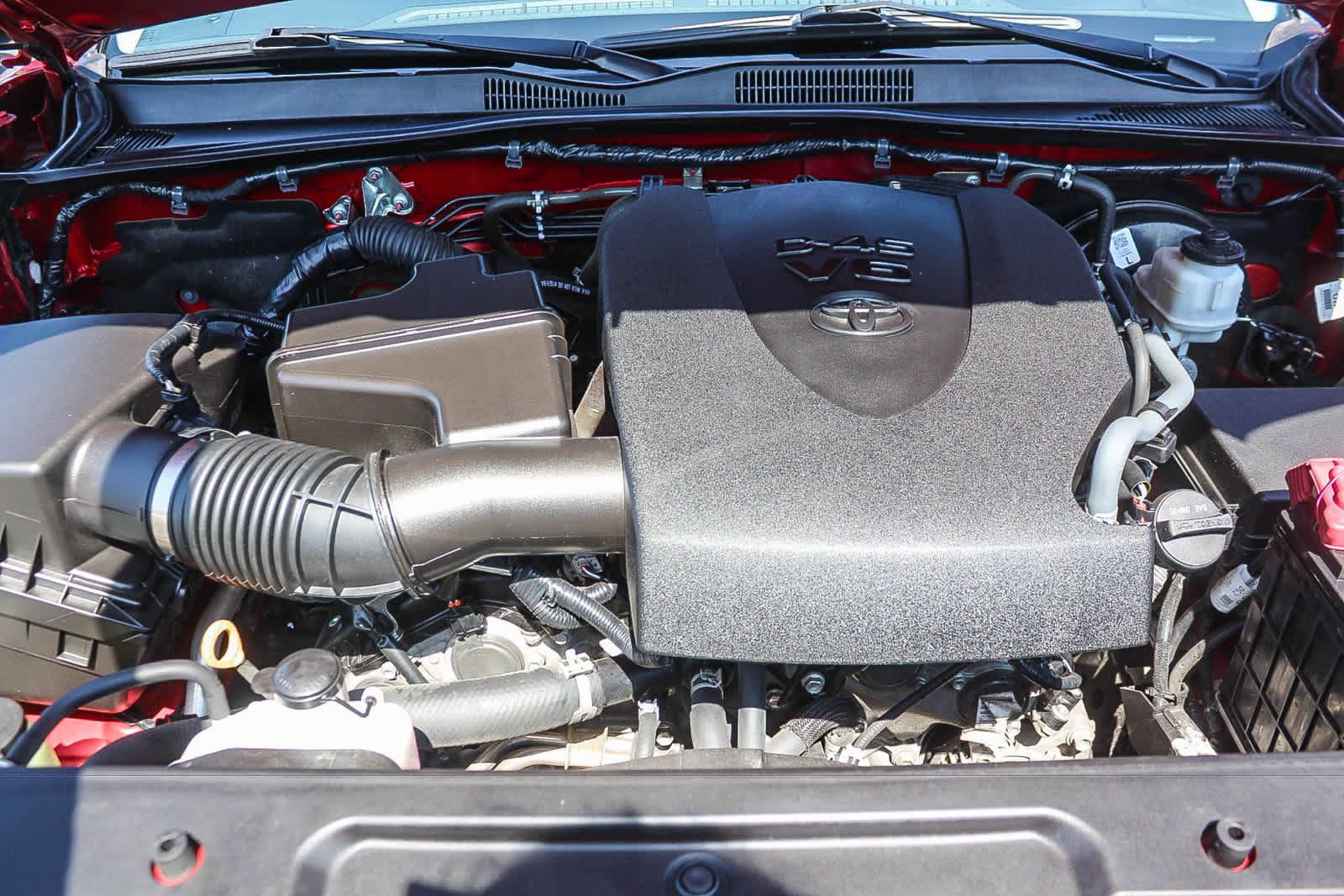 Used 2021 Toyota Tacoma SR5 RWD image 35