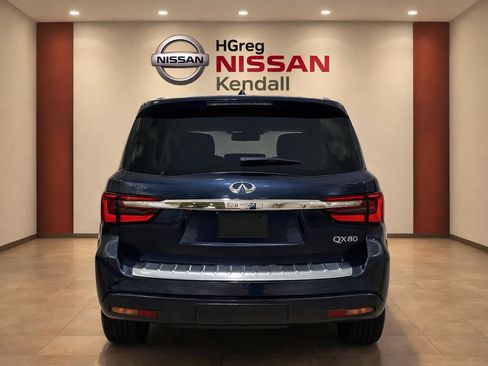 Used 2020 INFINITI QX80 Luxe w/ All-Season Package RWD image 5