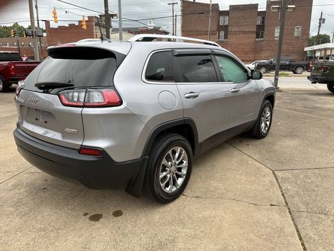 Used 2020 Jeep Cherokee Latitude Plus w/ Comfort/Convenience Group AWD/4WD image 5