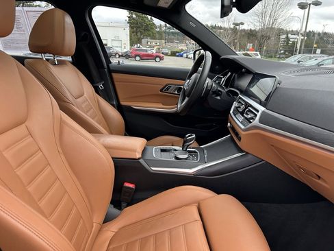 Used 2021 BMW 330e xDrive 330e xDrive w/ M Sport Package image 16