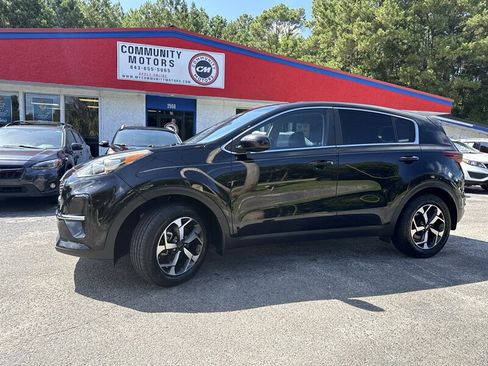 Used 2021 Kia Sportage LX FWD image 1