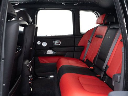 Certified 2024 Rolls-Royce Cullinan Black Badge w/ Driver's Package image 26