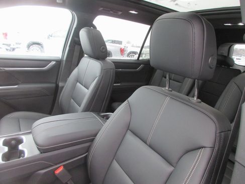 New 2026 GMC Acadia Elevation w/ Super Cruise Package image 13