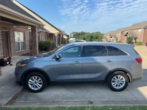 Used 2020 Kia Sorento LX w/ LX I4 Convenience Package FWD image 10