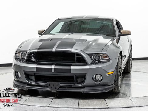 Used 2013 Ford Mustang Shelby GT500 RWD image 30
