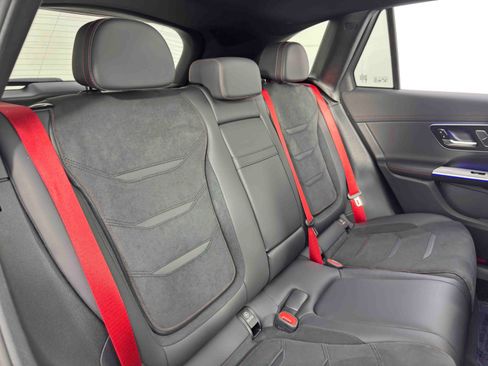 Used 2024 Mercedes-Benz GLC 43 AMG 4MATIC image 49