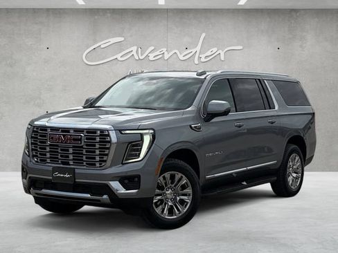 Used 2025 GMC Yukon XL Denali AWD/4WD image 1