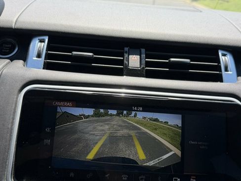Used 2018 Land Rover Range Rover Sport Supercharged AWD/4WD image 18