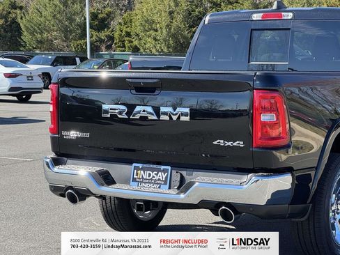 New 2026 RAM 1500 4x4 Crew Cab image 9