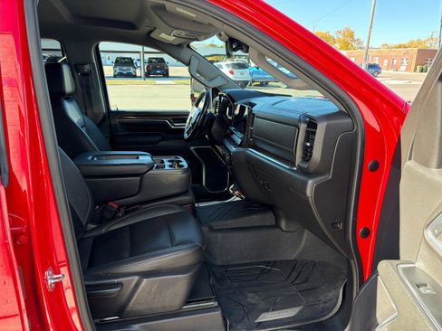 Used 2024 Chevrolet Silverado 3500 LT w/ Convenience Package image 21