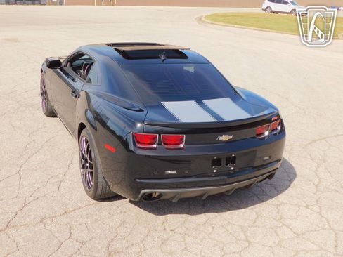 Used 2011 Chevrolet Camaro SS w/ RS Package image 16