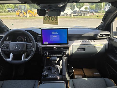 New 2025 Toyota Tacoma 4x4 Double Cab Hybrid image 26