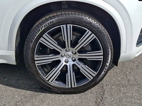 Used 2020 Volvo XC90 T6 Inscription w/ Protection Package Premier AWD/4WD image 11