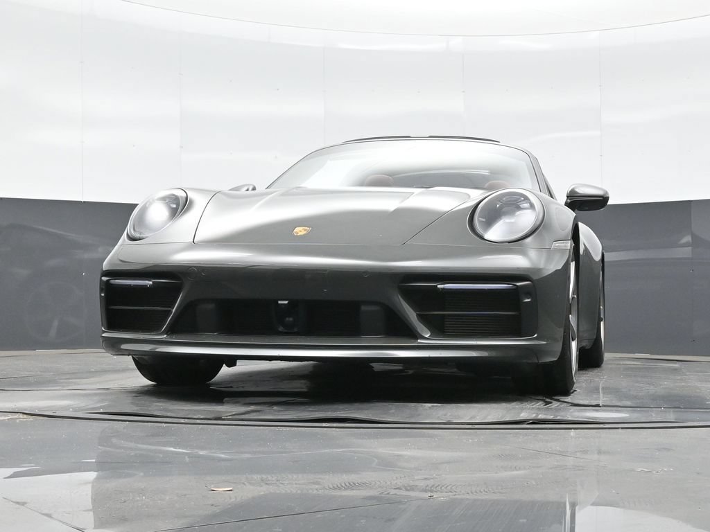 Certified 2021 Porsche 911 Targa 4S AWD/4WD image 33