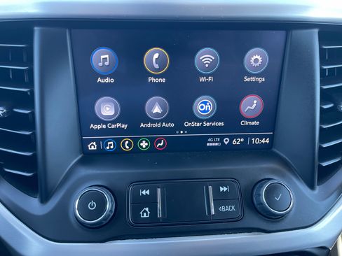 Used 2022 GMC Acadia SLE FWD image 12