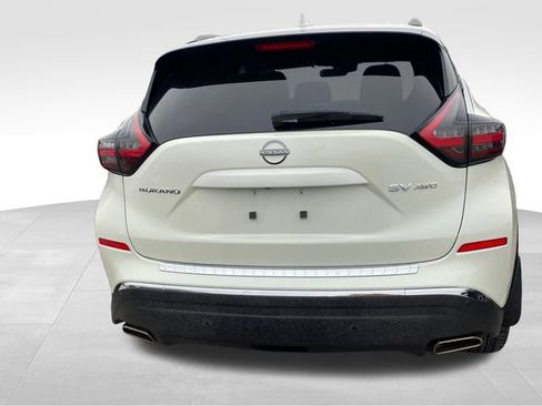 Used 2023 Nissan Murano SV image 4