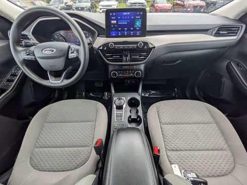 Used 2022 Ford Escape SE FWD image 13