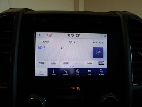 Used 2019 Ford F150 Lariat w/ Equipment Group 502A Luxury image 27