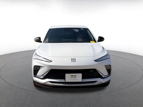 Used 2025 Buick Envista Sport Touring image 4