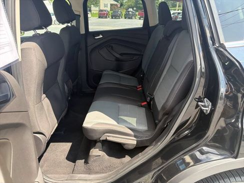 Used 2016 Ford Escape SE FWD image 17