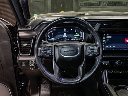 Used 2024 GMC Sierra 3500 Denali Ultimate image 18