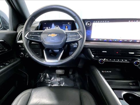 Used 2025 Chevrolet Tahoe LT image 4