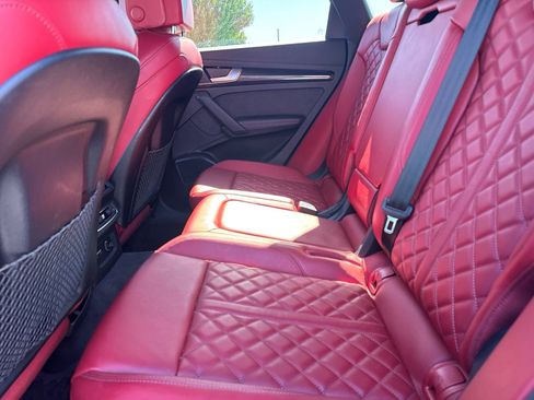 Used 2021 Audi SQ5 Prestige w/ Prestige Package AWD/4WD image 11