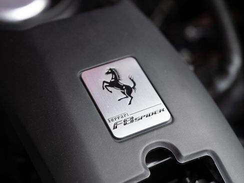 Used 2023 Ferrari F8 Tributo RWD image 24