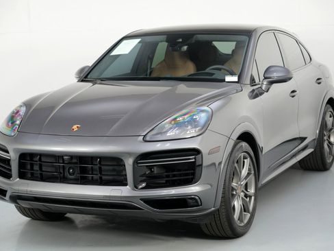Used 2022 Porsche Cayenne Turbo S image 54