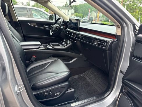 Used 2021 Lincoln Nautilus Reserve AWD/4WD image 28
